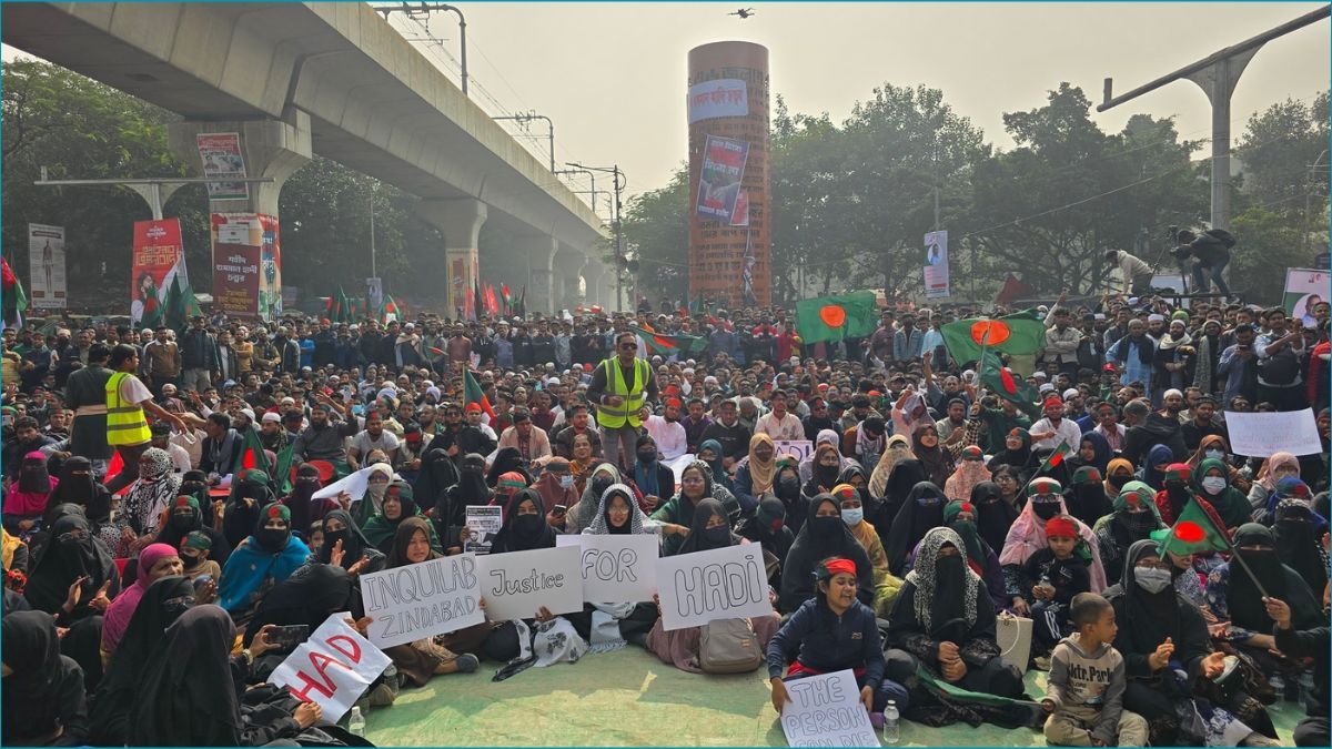 যমুনা ও সংসদ ভবন ঘেরাওয়ের হুঁশিয়ারি ইনকিলাব মঞ্চের