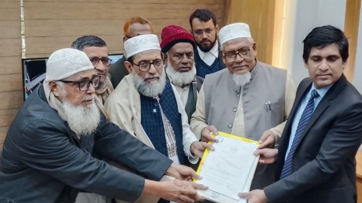 ফরিদপুর-৩ আসনে জামায়াত প্রার্থীর মনোনয়নপত্র জমা