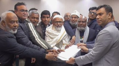 নওগাঁর দুটি আসনে বিএনপির প্রার্থীদের মনোনয়নপত্র জমা