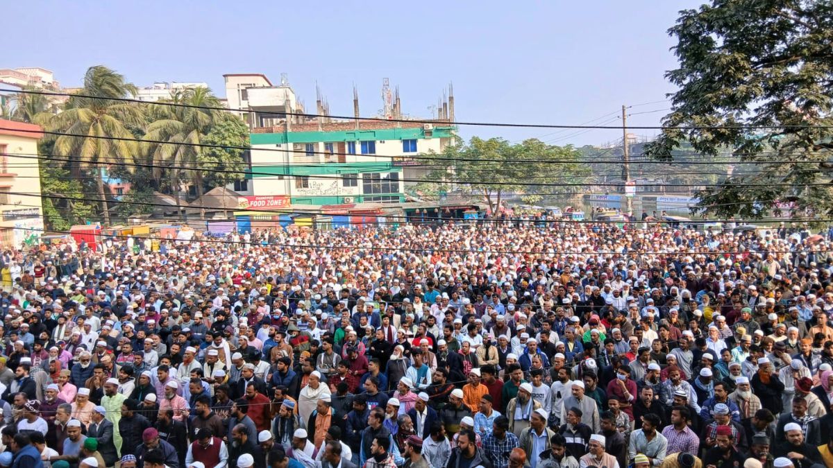 দেশের বিভিন্ন স্থানে খালেদা জিয়ার গায়েবানা জানাজা অনুষ্ঠিত