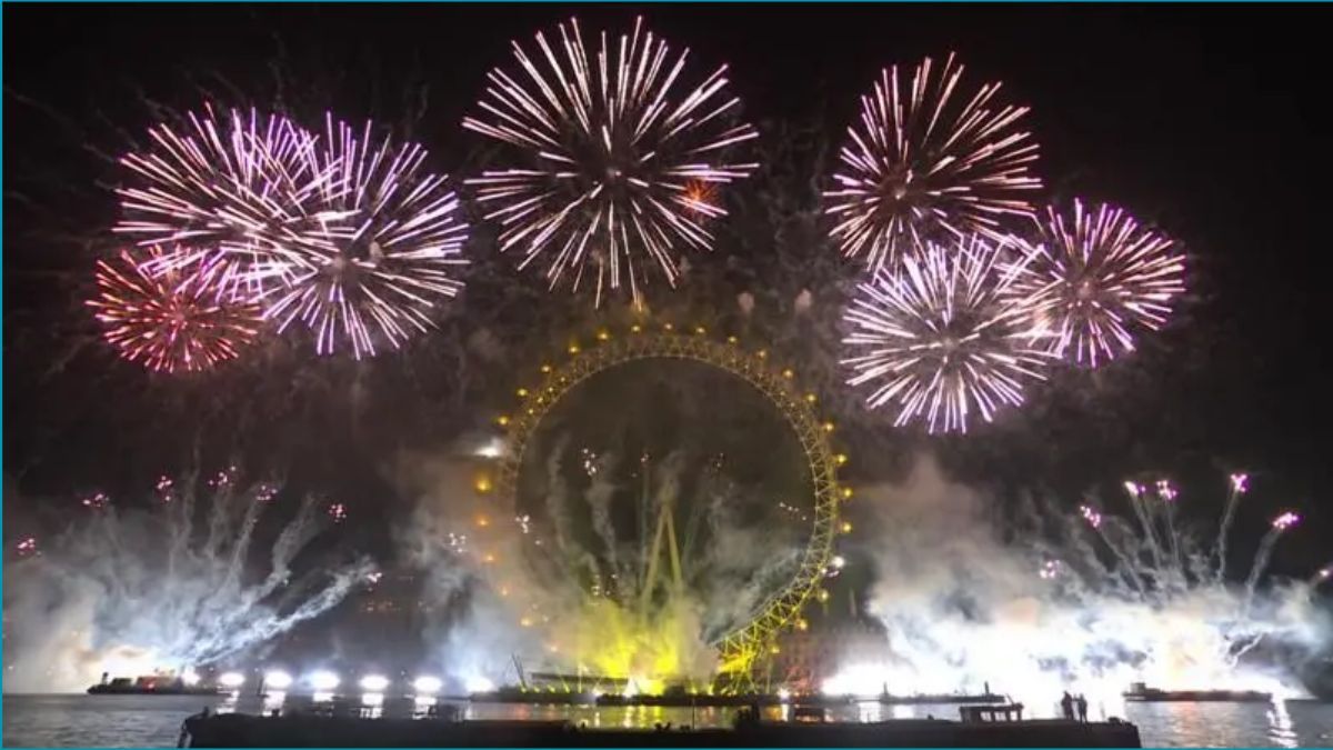 বিশ্বজুড়ে ইংরেজি নতুন বছরকে বরণ