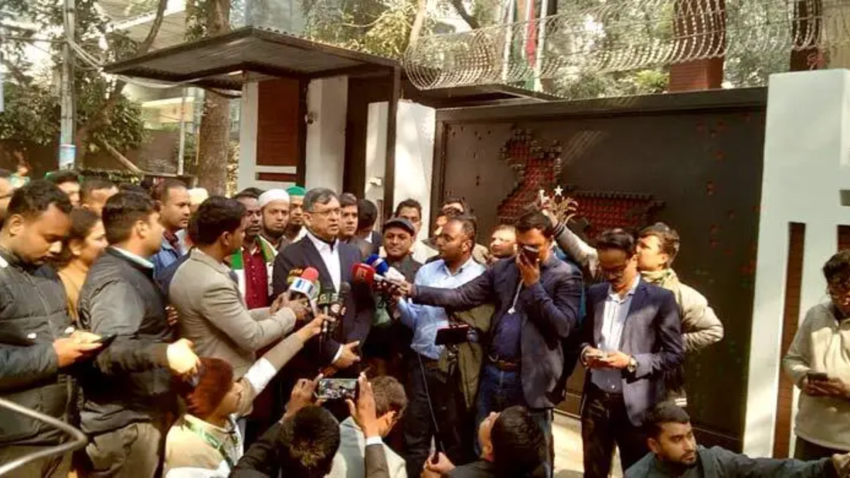 খালেদা জিয়ার ৩ আসনে কারা বিএনপির প্রার্থী, জানালেন সালাহউদ্দিন