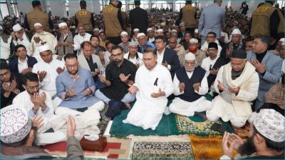 গুলশান আজাদ মসজিদে খালেদা জিয়ার মাগফিরাত কামনায় দোয়া