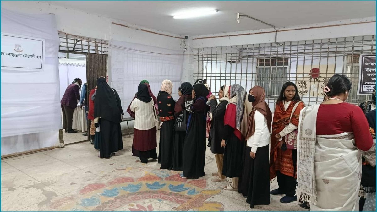তিনটার পর ভোটকেন্দ্রে প্রবেশ করতে পারবেন না ভোটাররা