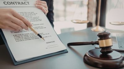 আত্মপরিচয় লুকিয়ে চুক্তি : প্রতিকার কোথায়?