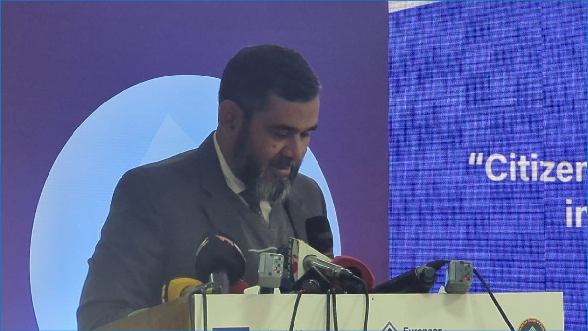 লাইনচ্যুত ট্রেনকে লাইনে ফেরানোর চেষ্টা এবারের নির্বাচন : ইসি সানাউল্লাহ