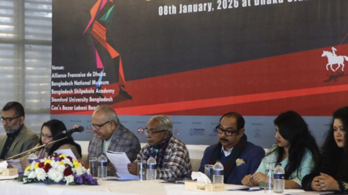 প্রথমবার কক্সবাজার সমুদ্র সৈকতে সিনেমার আলো