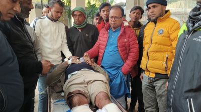 নাটোরে নির্বাচনী সহিংসতায় বিএনপি কর্মীকে কুপিয়ে জখম