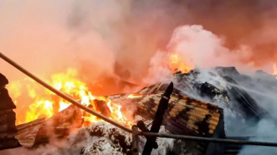 গাজীপুরে ঝুট গোডাউনে আগুন, নিয়ন্ত্রণে ৬ ইউনিট