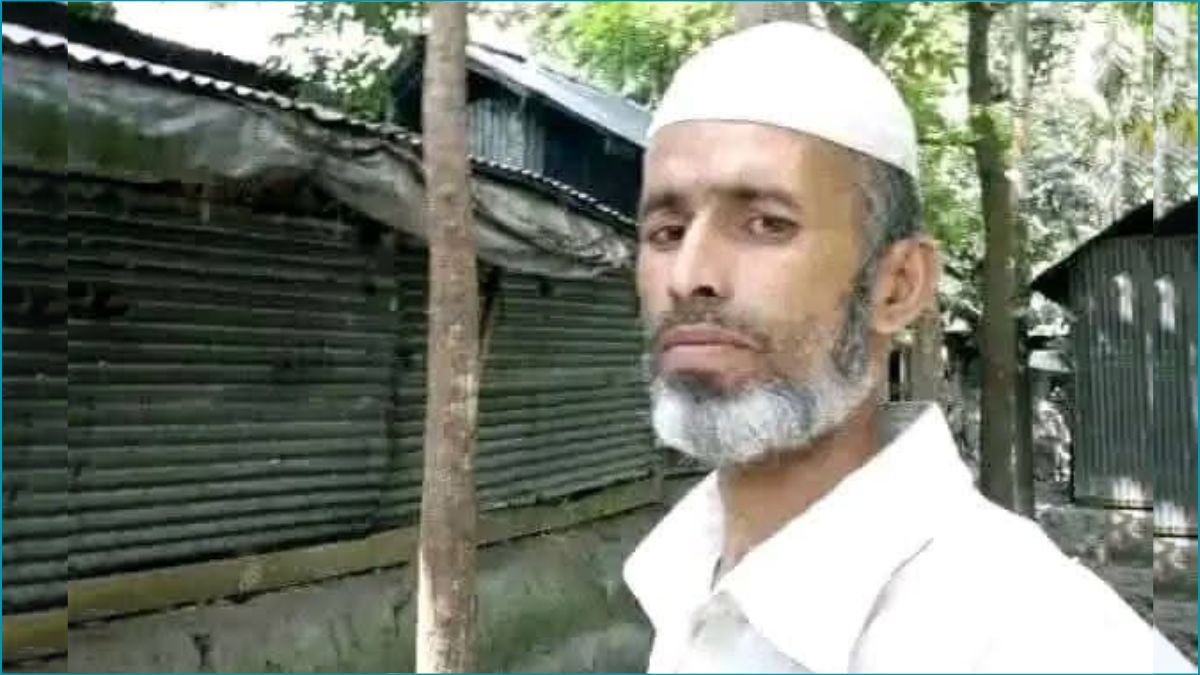 গৌরনদীতে ভ্যানচালককে কুপিয়ে হত্যা