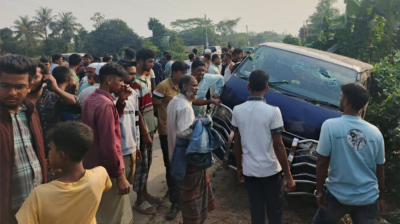 বৌভাত অনুষ্ঠানে যাওয়ার পথে মাইক্রোবাস দুর্ঘটনায় নিহত ১, আহত ৫