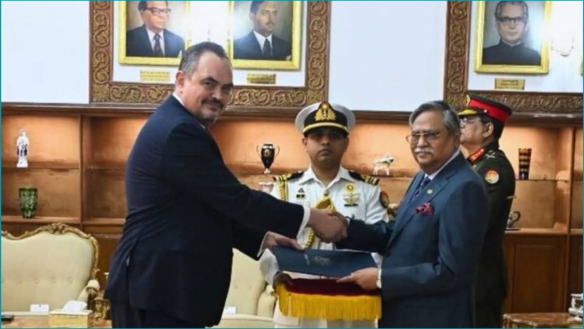 রাষ্ট্রপতির কাছে যুক্তরাষ্ট্রের নতুন রাষ্ট্রদূতের পরিচয়পত্র পেশ