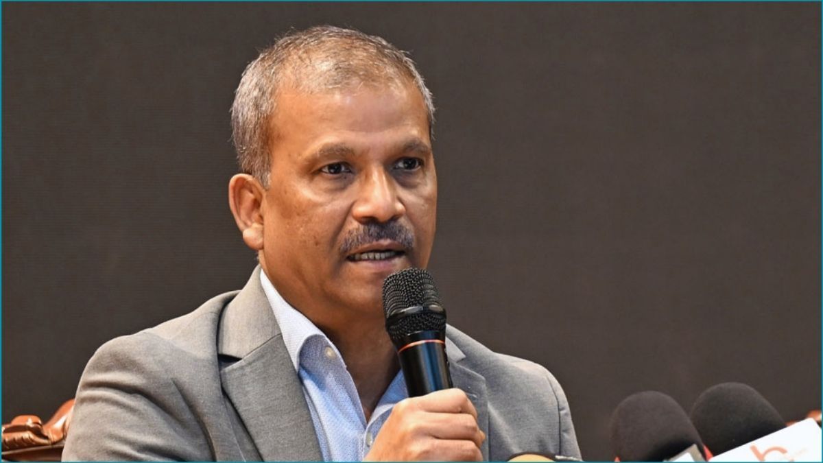 প্রচণ্ডভাবে বিশ্বকাপ খেলতে চাই, সেটা শ্রীলঙ্কায় : ক্রীড়া উপদেষ্টা