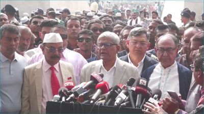 নির্বাচন কমিশন যোগ্যতার সঙ্গেই দায়িত্ব পালন করছেন : মির্জা ফখরুল