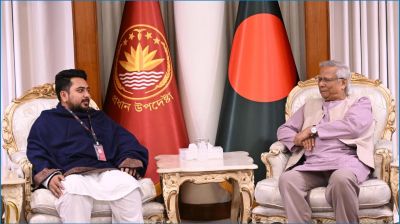 এ নির্বাচন দেশ পাল্টে দেওয়ার নির্বাচন : এনসিপির সঙ্গে বৈঠকে প্রধান উপদেষ্টা