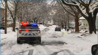 কানাডার নোভা স্কশিয়ায় ঝড়ের তাণ্ডব, হাজার হাজার মানুষ বিদ্যুৎহীন