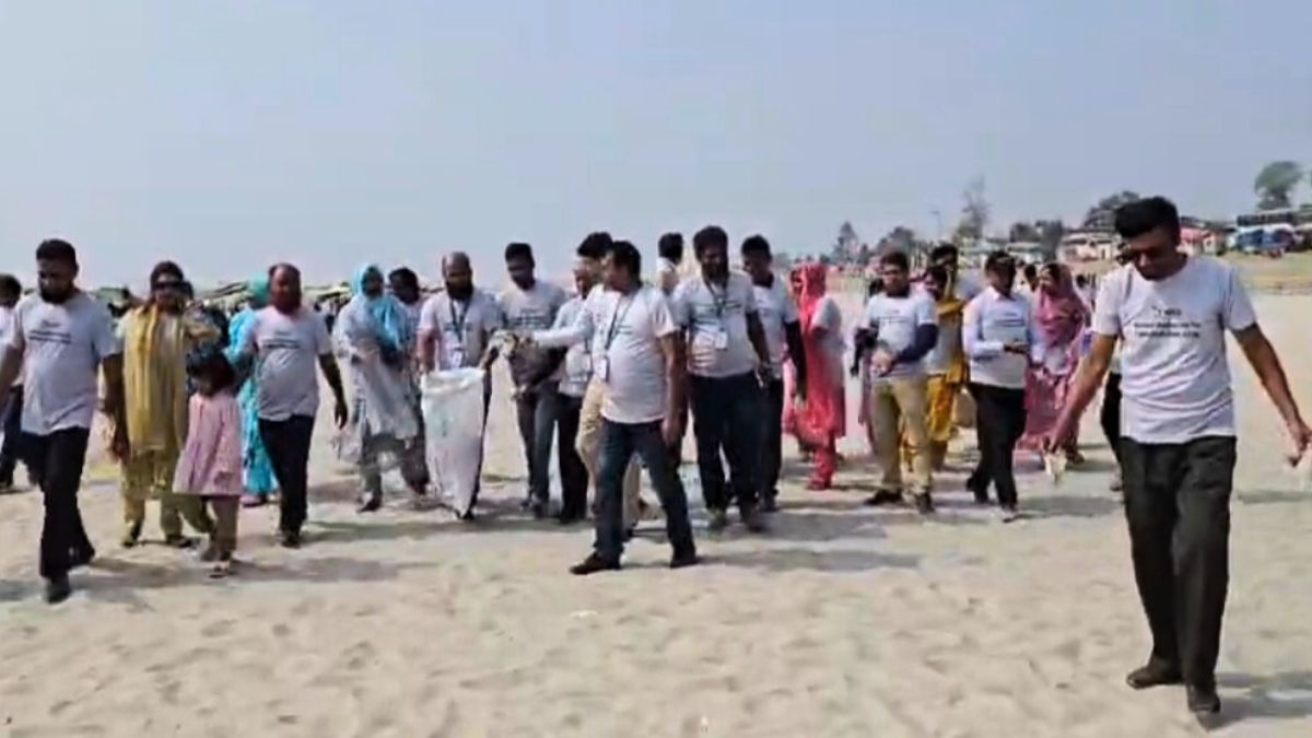 জলবায়ু পরিবর্তনের চ্যালেঞ্জ মোকাবেলায় কুয়াকাটায় সচেতনতামূলক কর্মসূচি