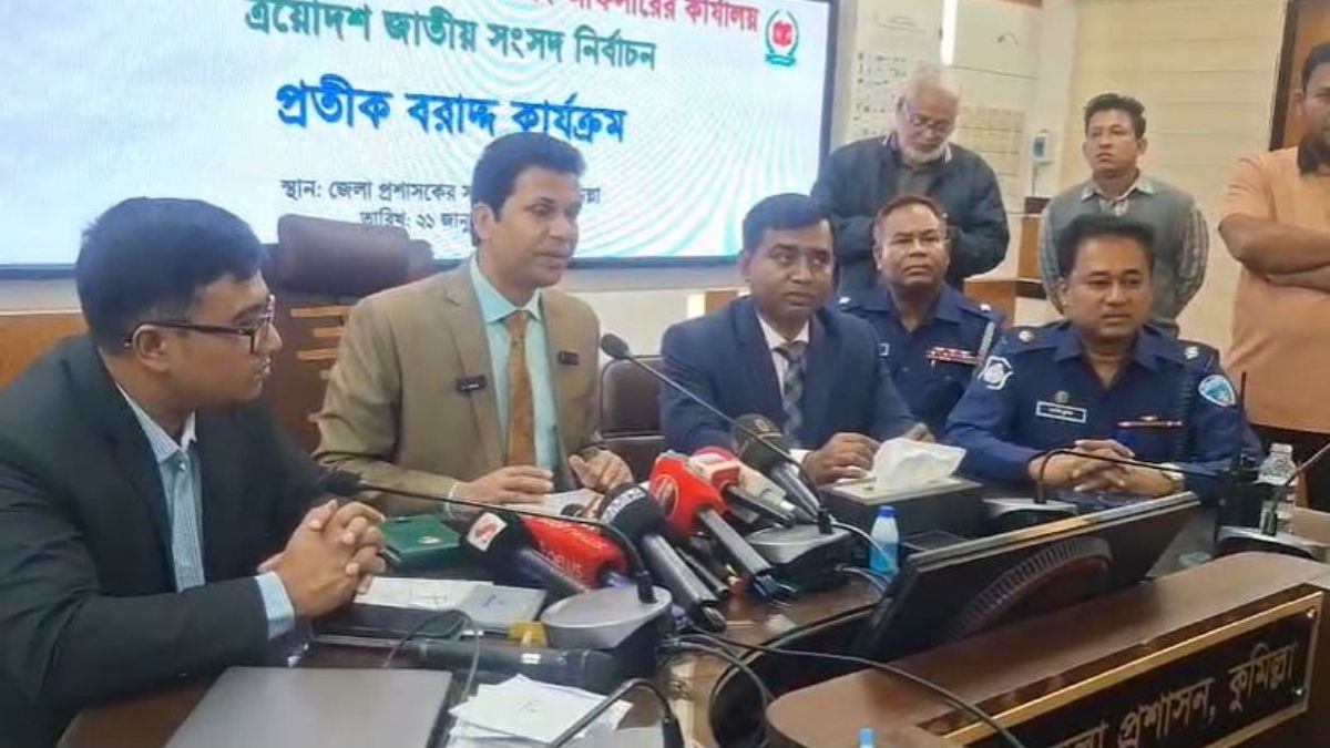 কুমিল্লায় ১১ আসনে ৮০ প্রার্থীর মাঝে প্রতীক বরাদ্দ