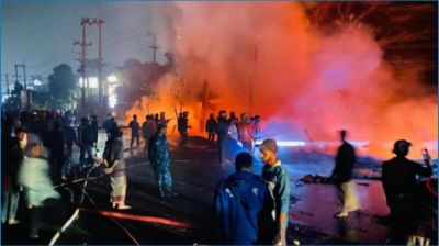 সীতাকুণ্ডে ভয়াবহ অগ্নিকাণ্ডে পুড়ে গেছে ১২ দোকান