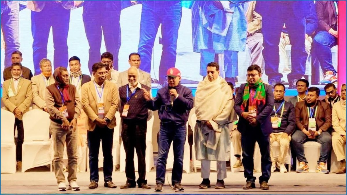 বাবার পথ ধরে আবারও ‘খাল খনন কর্মসূচি’ চালুর ঘোষণা দিলেন তারেক রহমান