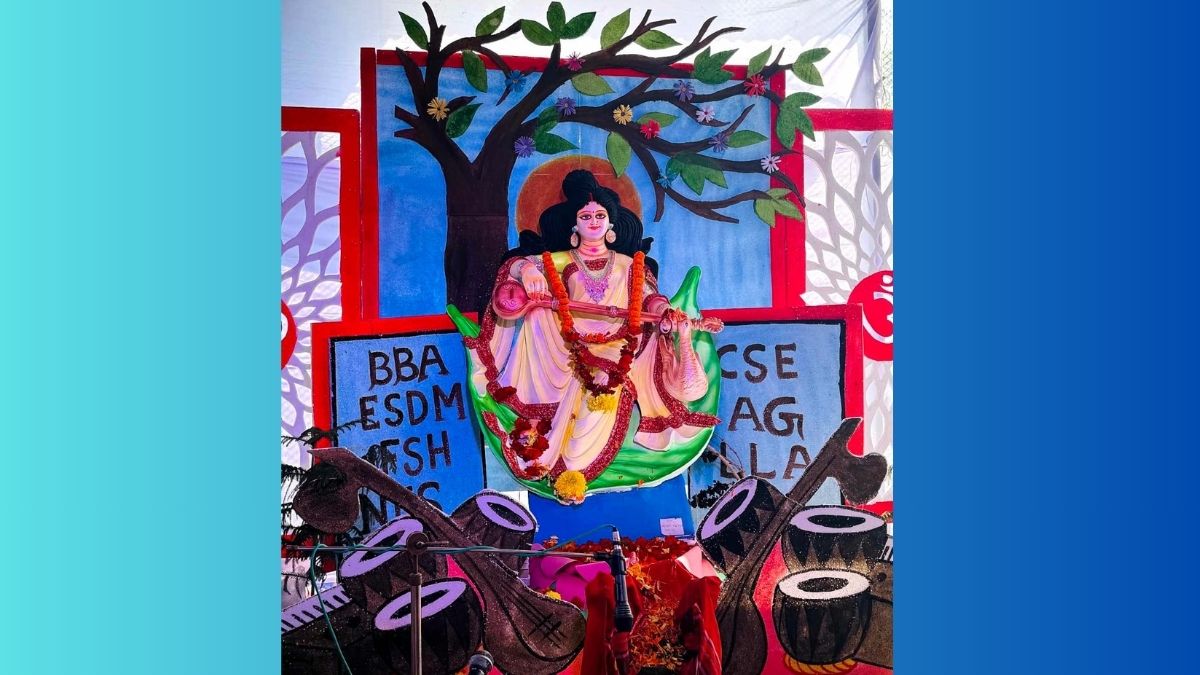 পবিপ্রবিতে নানা আয়োজনে সরস্বতী পূজা উদযাপন