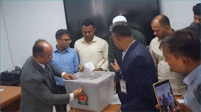 ১৬ হাজার পোস্টাল ব্যালট বাংলাদেশে পৌঁছাল