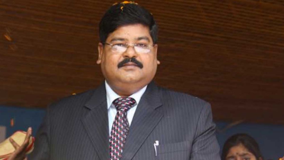 সাবেক এমপি ইলিয়াস মোল্লাহর স্থাবর-অস্থাবর সম্পদ ও ব্যাংক হিসাব জব্দের নির্দেশ