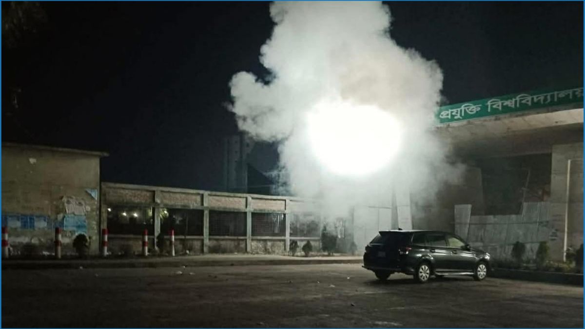 গোবিপ্রবির সামনে ককটেল বিস্ফোরণ