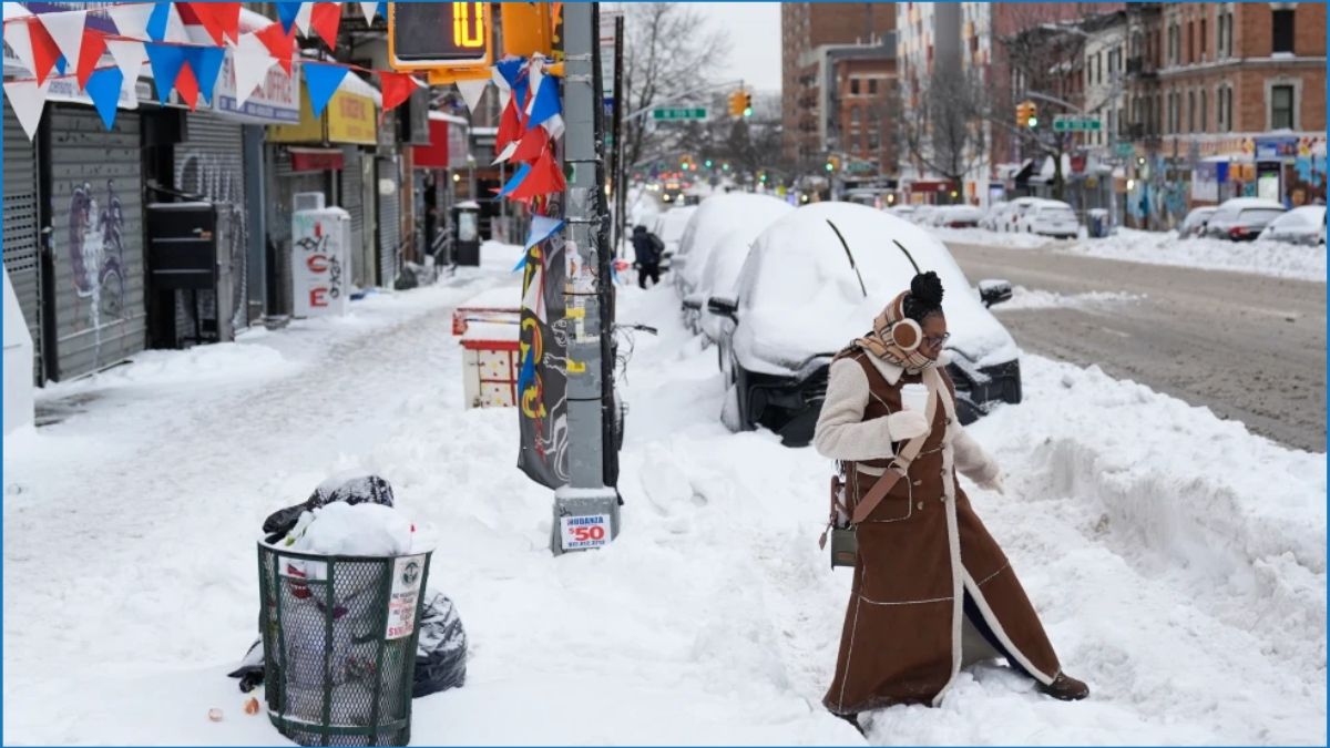 যুক্তরাষ্ট্রে ভয়াবহ তুষারঝড়ে নিহত অন্তত ২৯, বাতিল হাজারো ফ্লাইট