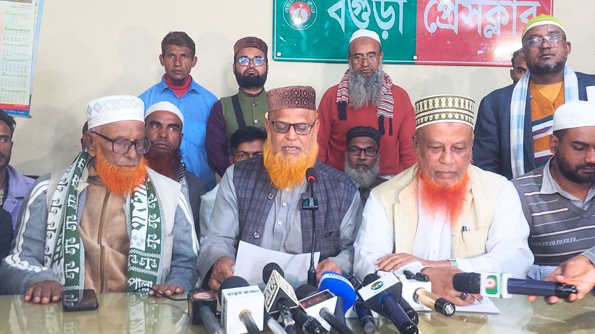 বগুড়া-২ আসনে জামায়াত প্রার্থীর নির্বাচনী অফিসে হামলা, আহত ৩