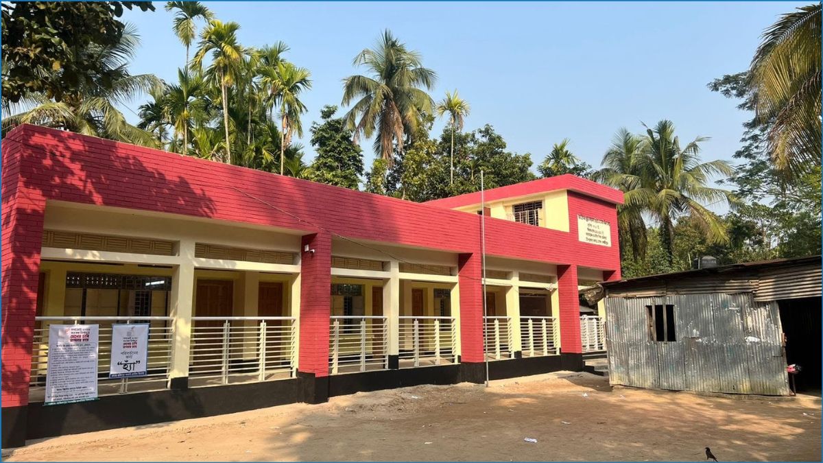 লক্ষ্মীপুরে টেন্ডার ছাড়াই ভোটকেন্দ্রে সিসি ক্যামেরা স্থাপনের অভিযোগ