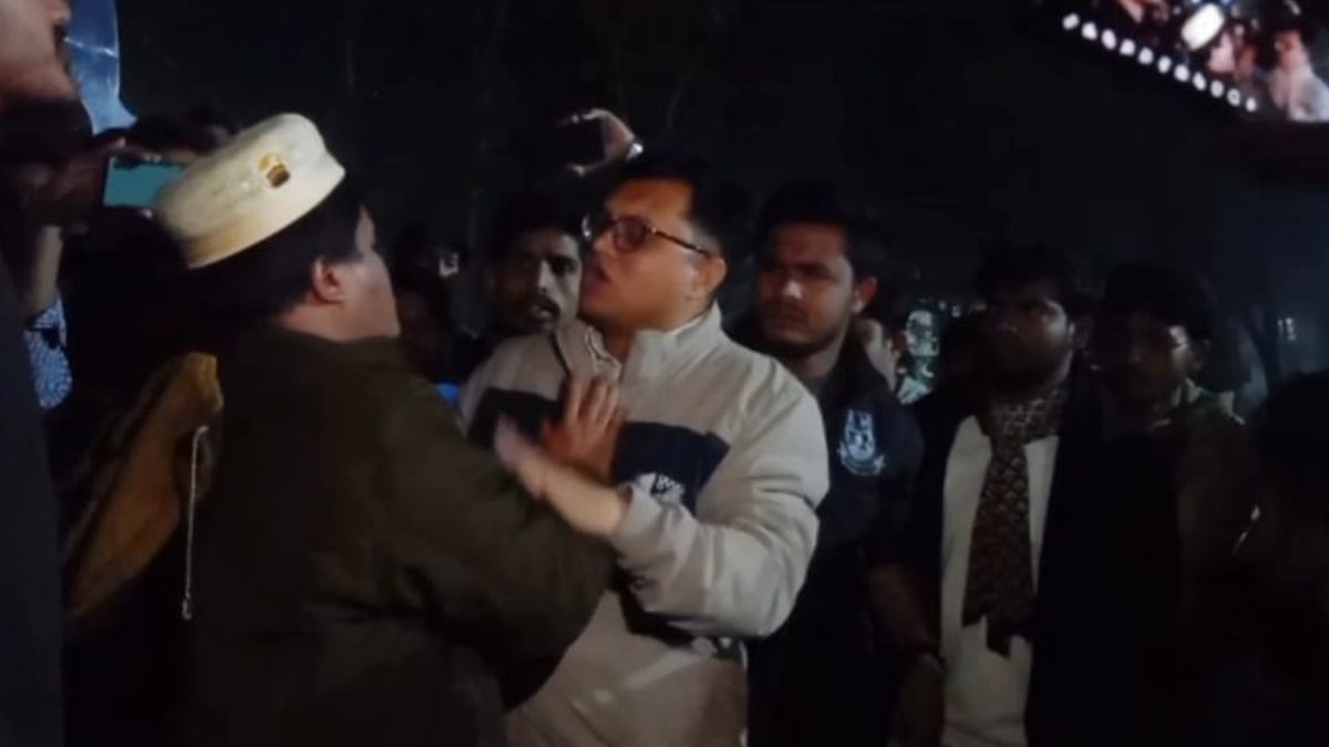 পবিপ্রবিতে শিবিরের বিক্ষোভ মিছিলে ছাত্রদলের বাধা