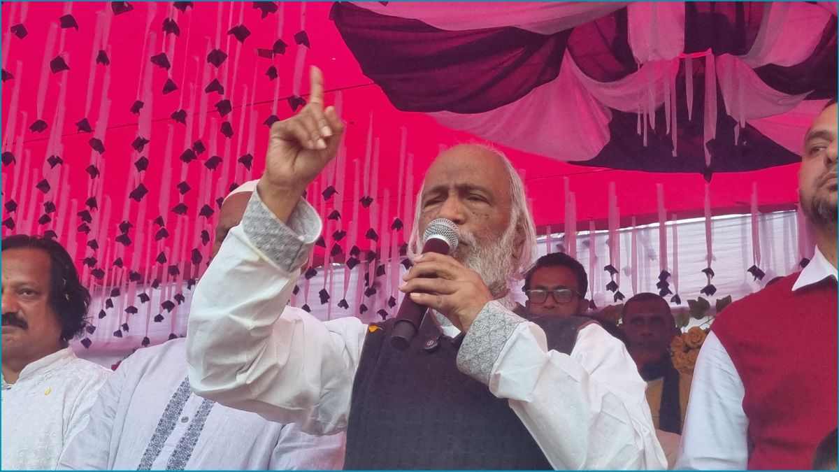 ধানের শীষে ভোট দিয়ে গণতন্ত্র ফিরিয়ে আনতে হবে : ড. মঈন