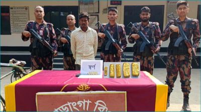 ঝিনাইদহ সীমান্তে ৭৭ লাখ টাকার সোনাসহ চোরাকারবারি আটক