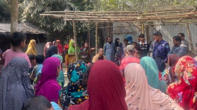 নিজের পেটে নিজেই ছুরি মেরে যুবকের আত্মহত্যা