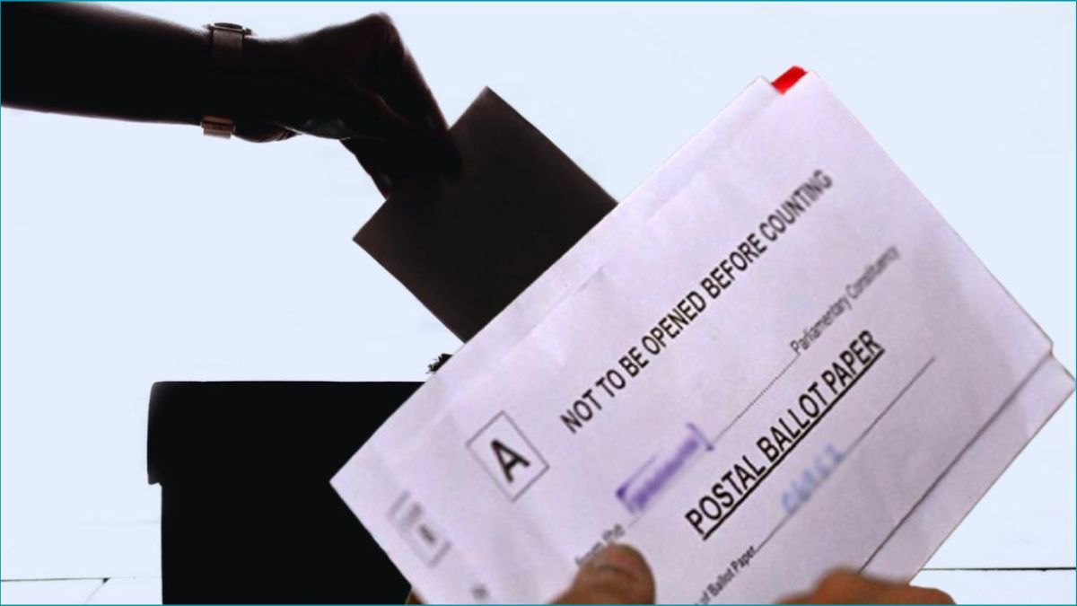 দেশে এল ১ লাখ ৪০ হাজার প্রবাসীর পোস্টাল ব্যালট