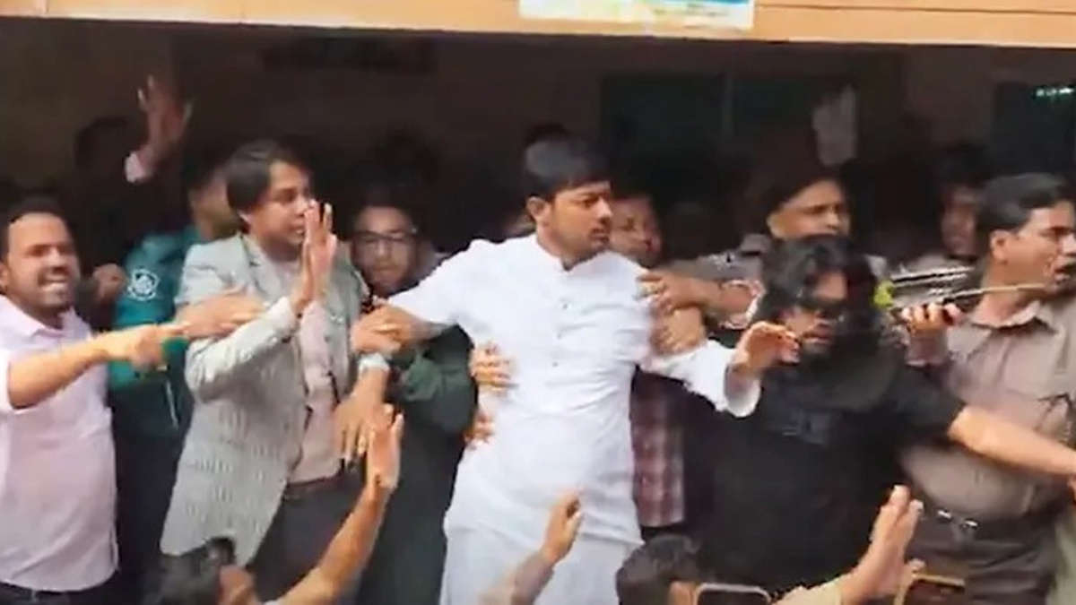 পাটওয়ারীকে ডিম নিক্ষেপ, তদন্তে নির্বাচনি অনুসন্ধান কমিটি