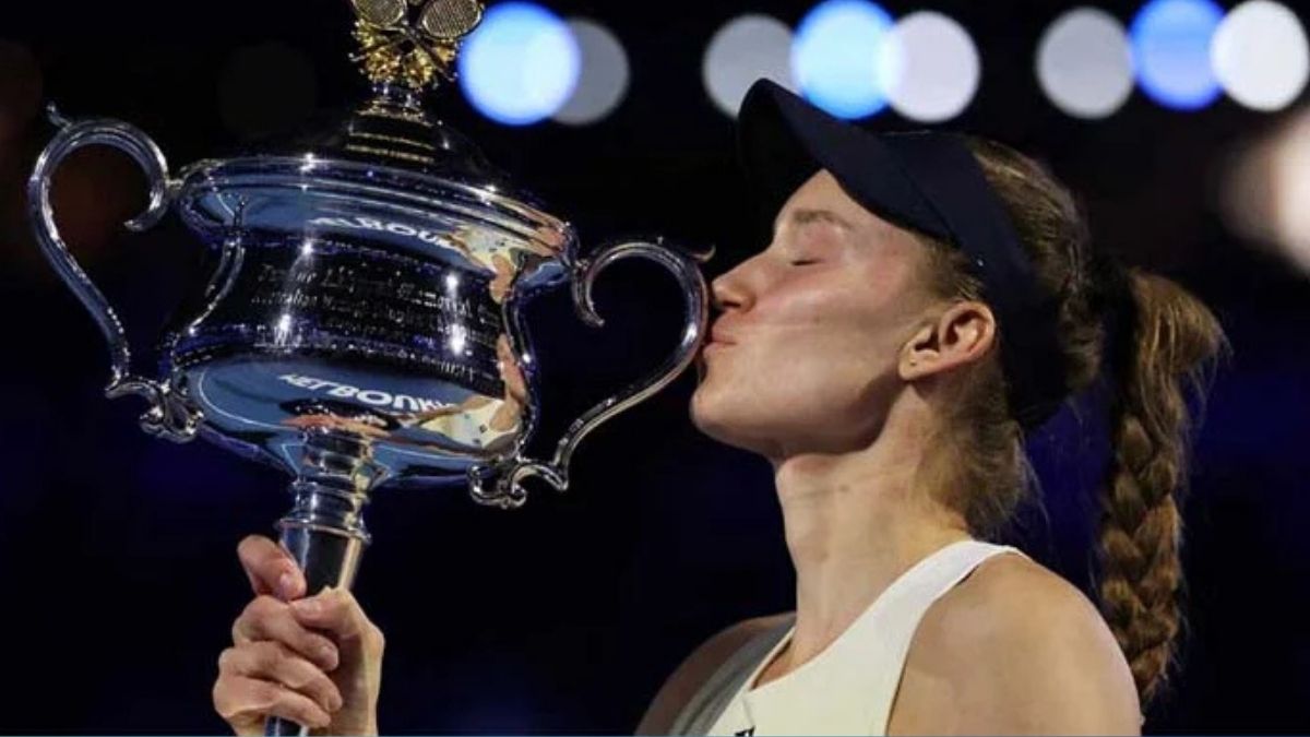 সাবালেঙ্কাকে হারিয়ে অস্ট্রেলিয়ান ওপেনের শিরোপা জিতলেন রিবাকিনা