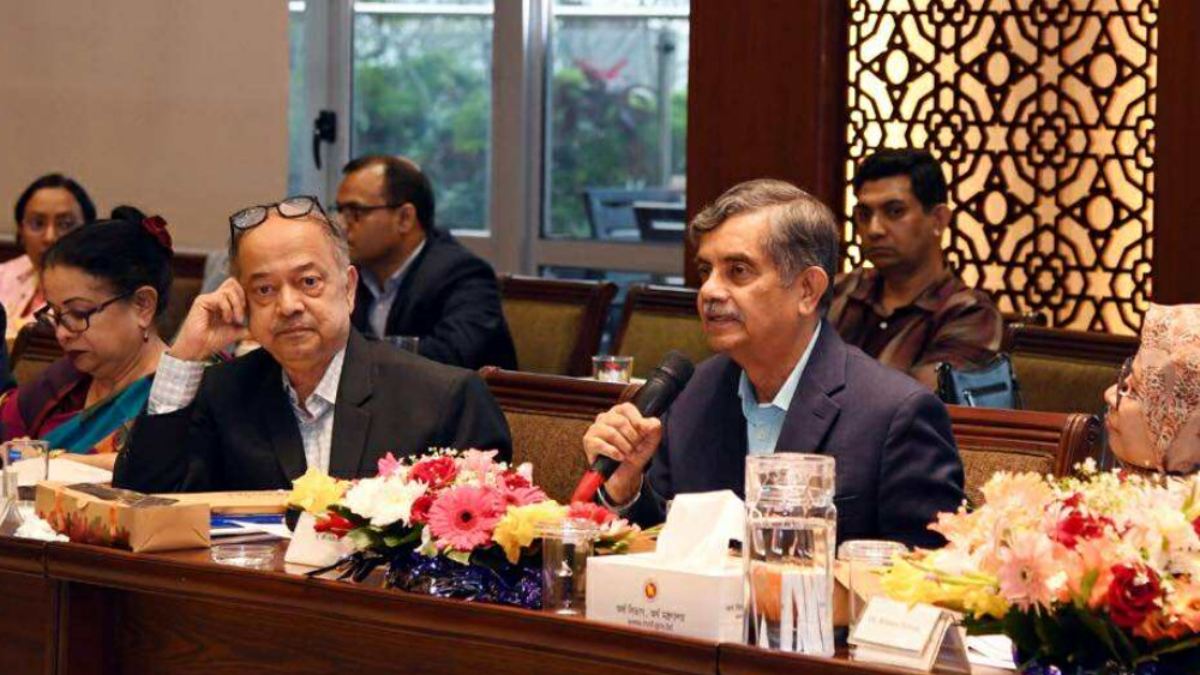 শিক্ষাখাতে সংস্কৃতি ও পরিচয়ের মূল্য স্বীকার জরুরি : শিক্ষা উপদেষ্টা