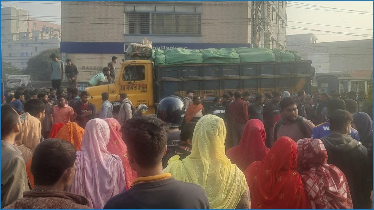 কালিয়াকৈরে ট্রাকচাপায় নারী পোশাকশ্রমিক নিহত