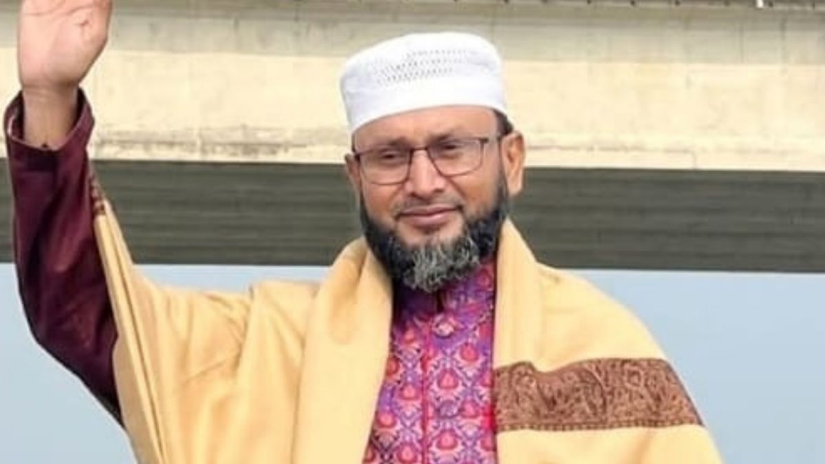 ডিগ্রিধারী না হয়েও জামায়াত প্রার্থীর লিফলেটে ‘ডাক্তার’ পদবি