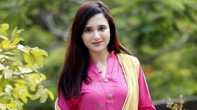 সাবিলার নামে ভুয়া ফটোকার্ড, সতর্কবার্তা অভিনেত্রীর