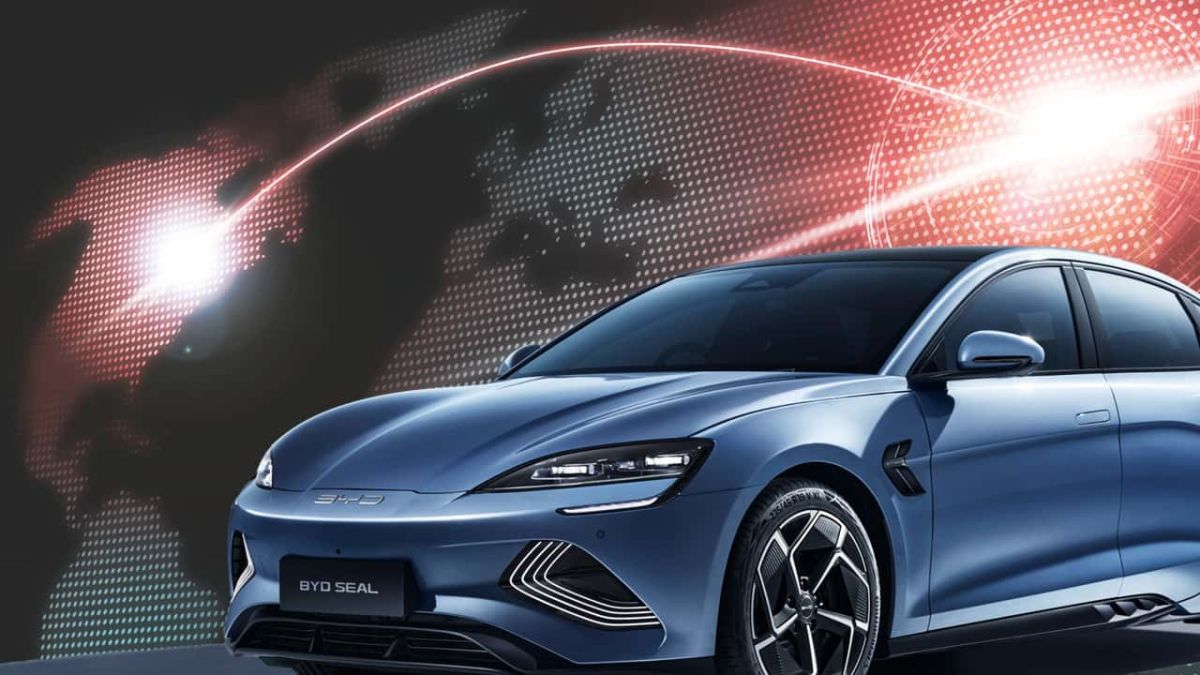 চীনা গাড়ির প্রবেশ ঠেকাতে কঠোর মার্কিন প্রশাসন