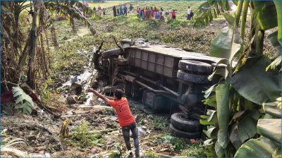 ভাঙ্গায় বাস-ট্রাক মুখোমুখি সংঘর্ষে আহত ২০
