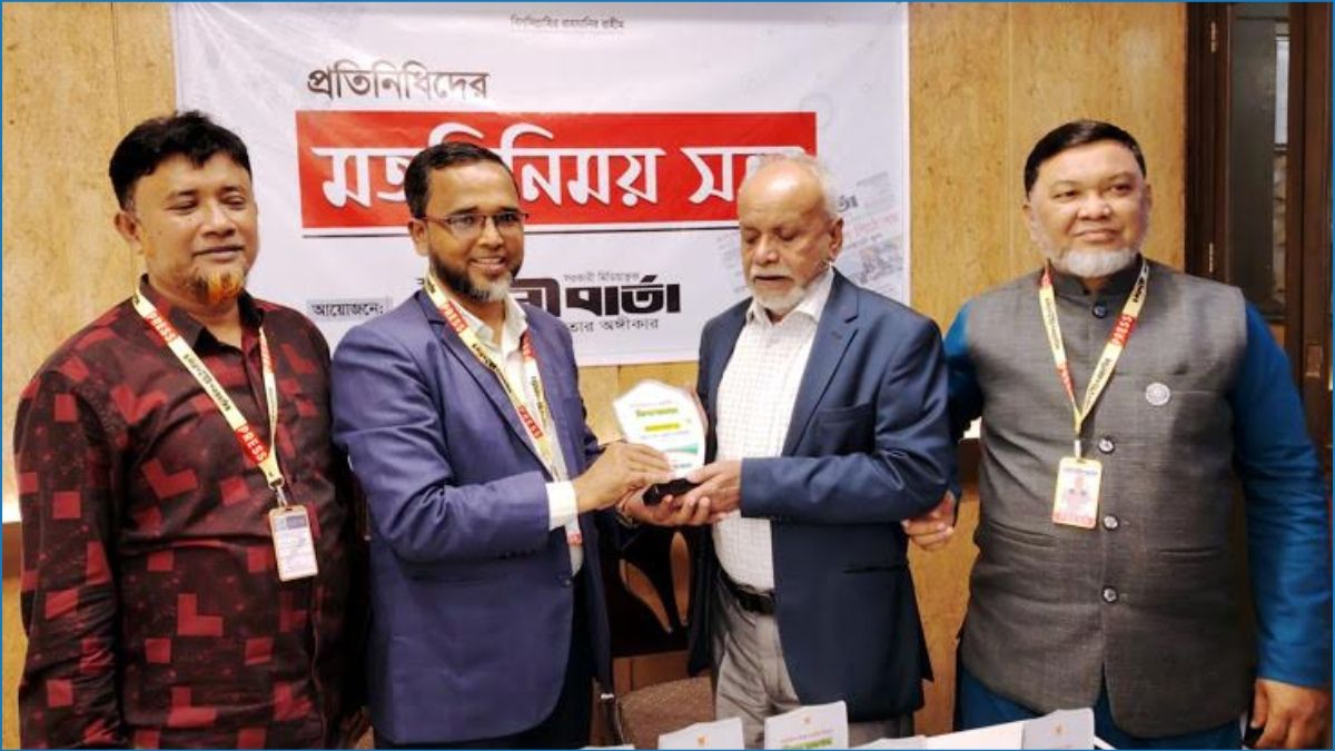 সেরা রিপোর্টিংয়ের সম্মাননা পেলেন বাংলাদেশের খবরের ফেনী প্রতিনিধি এমরান