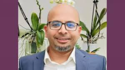 দেশ ছেড়েছেন ফয়েজ তৈয়্যব