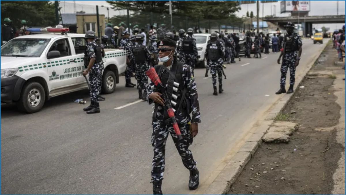নাইজেরিয়ায় বন্দুকধারীদের হামলায় নিহত ৩২
