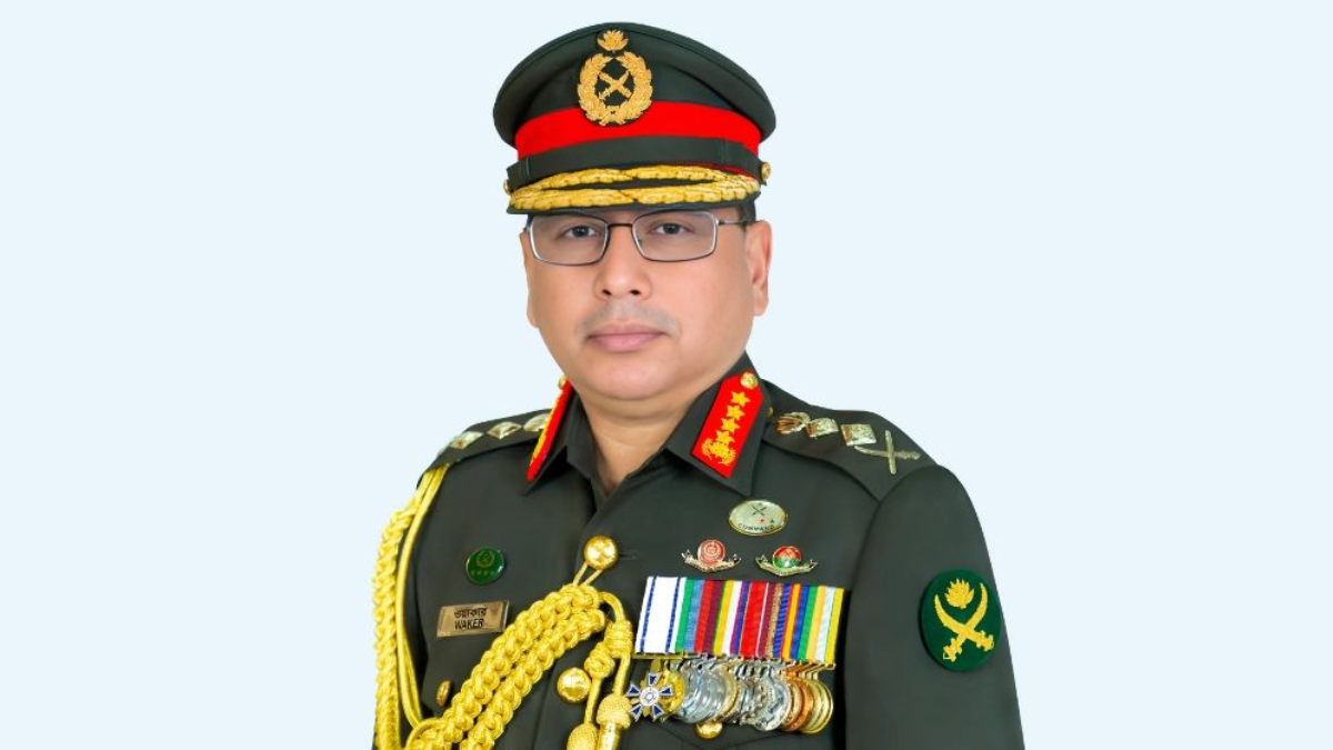 নতুন সরকার যখন বলবে তখনই ব্যারাকে ফিরবে সেনাবাহিনী : সেনাপ্রধান