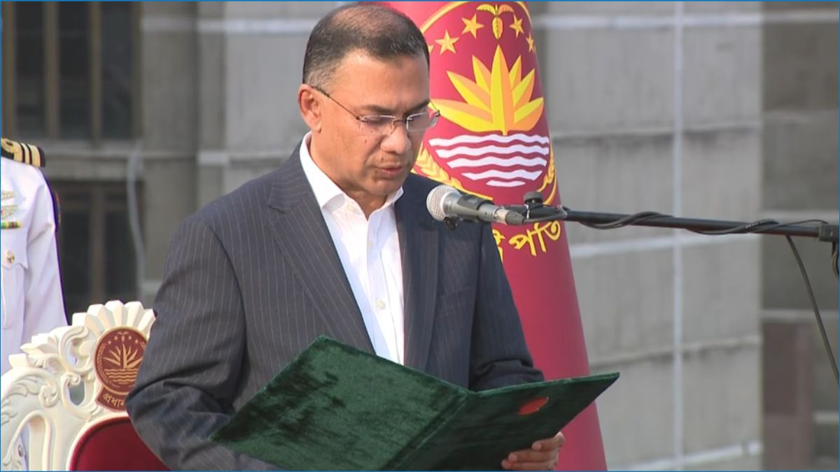 প্রধানমন্ত্রীর শপথ নিলেন তারেক রহমান