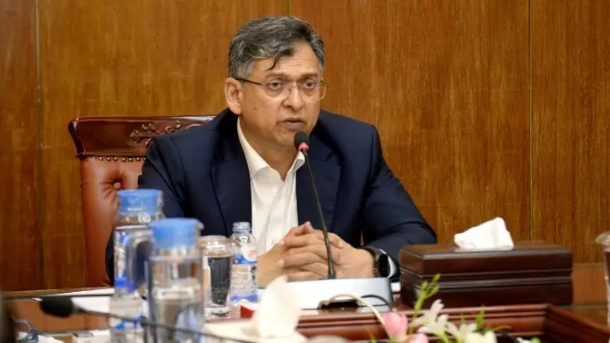 থানার ওসির ফোন যেন মন্ত্রীর কাছে না আসে : স্বরাষ্ট্রমন্ত্রী